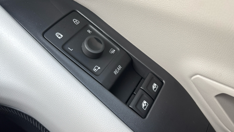 Ford Explorer 210kW Premium 77kWh 5dr Auto Electric Estate